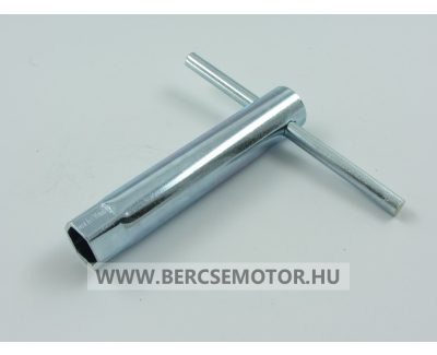 Gyertyakulcs 16x140 mm tüskés